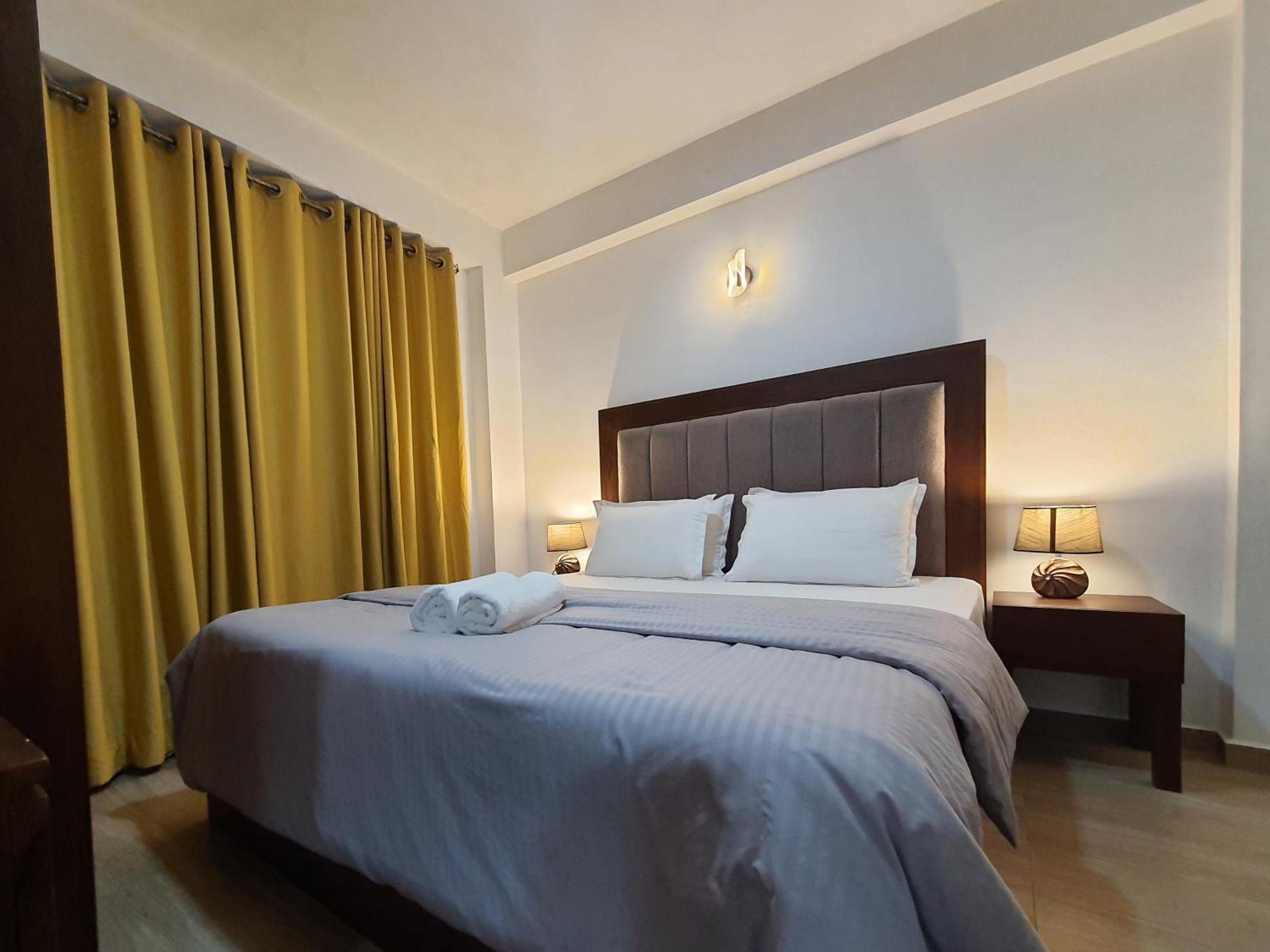 Green Mount View Two Bed Room Apartment Нувара Елия Екстериор снимка