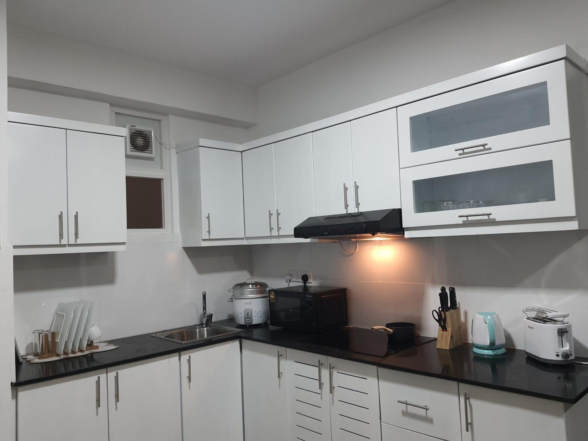 Green Mount View Two Bed Room Apartment Нувара Елия Екстериор снимка